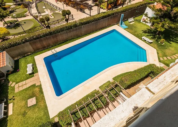 Areyas Pool By Alzira * Albufeira
