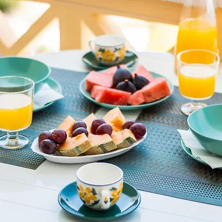 Areyas Pool By Alzira