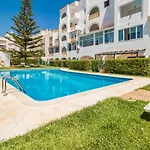Areyas Pool By Alzira